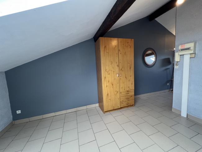 Type2adeuxpasdelagareSNCFidealetudiants-Residence-24avdusenateurGirard-Studio