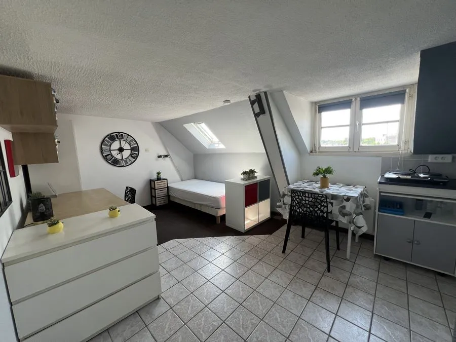 STUDIO - PETIT PRIX - PROCHE GARE - IDEAL ETUDIANT