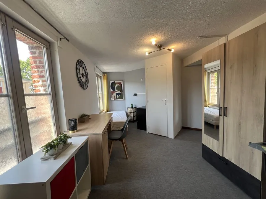 STUDIO CALME - PETIT PRIX - PROCHE GARE SNCF