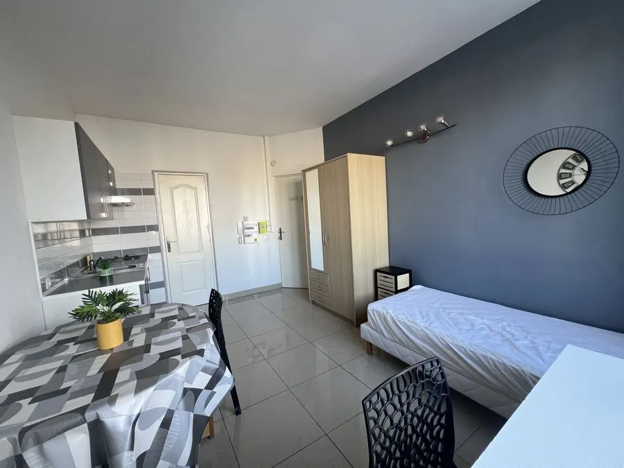 STUDIO EN HYPERCENTRE - WIFI FIBRE OPTIQUE