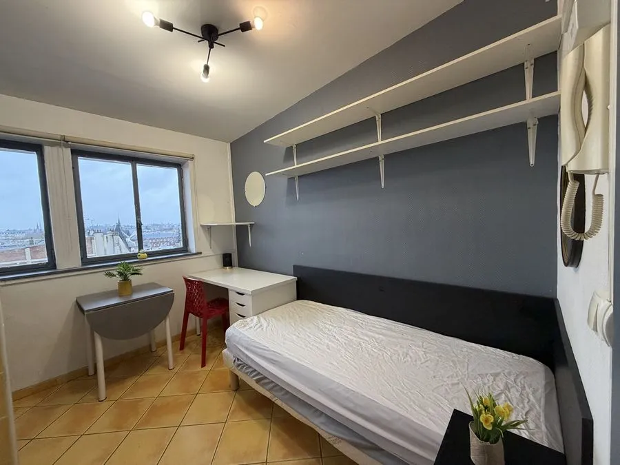 STUDETTE - HYPERCENTRE - CHAUFFAGE ET WIFI COMPRIS