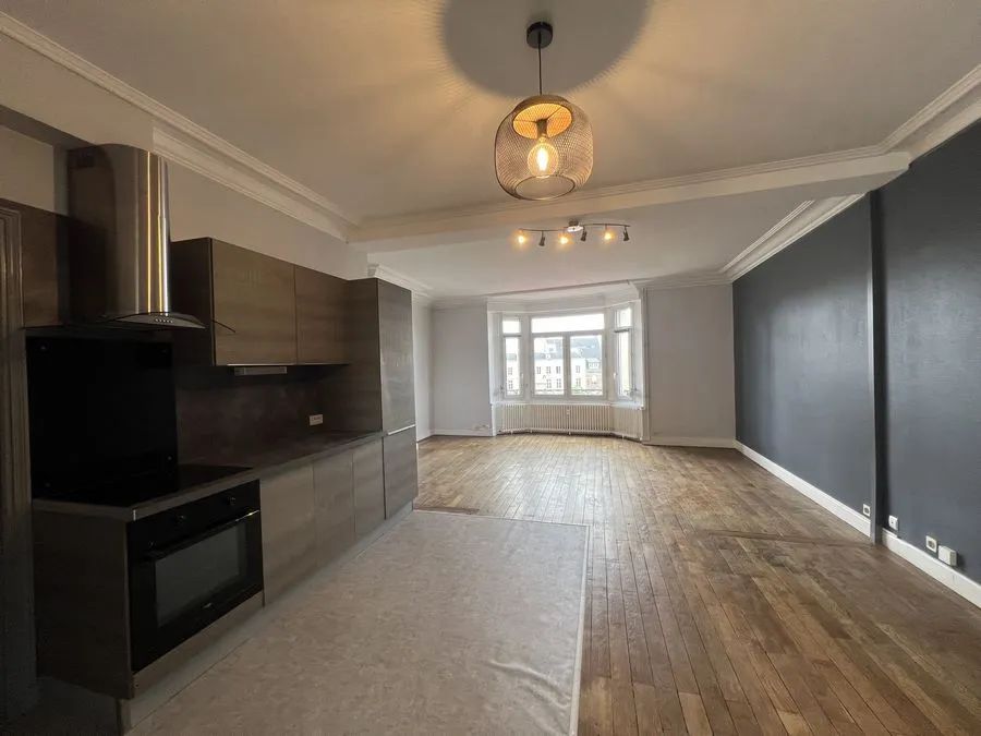 TYPE 3 - HYPERCENTRE - ST QUENTIN 02100