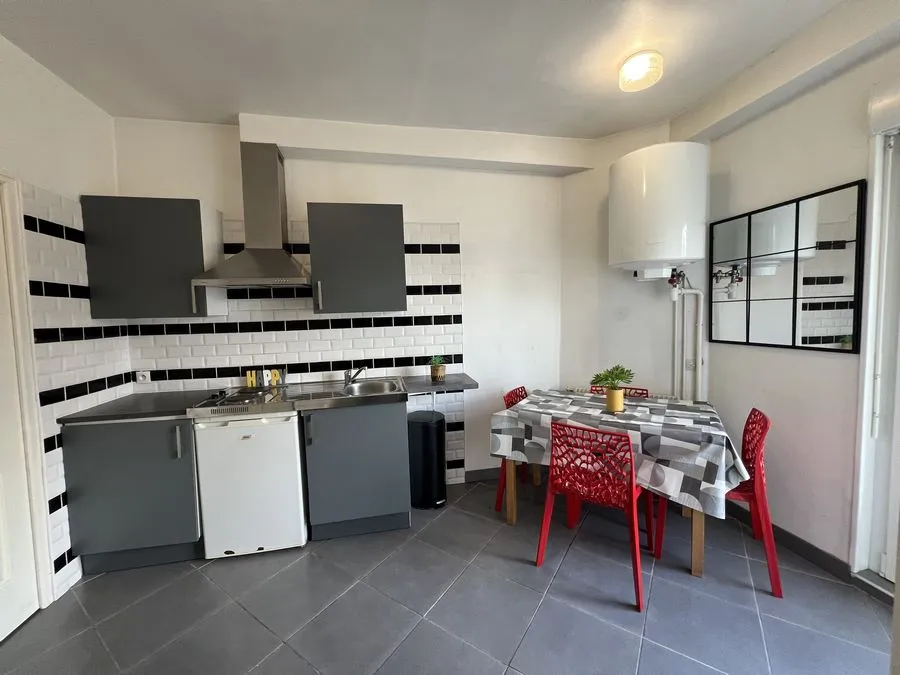 SUPERBE TYPE 3 - 2 CHAMBRES - FACE AU LYCEE WALLON