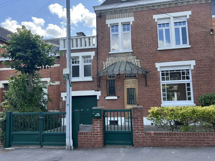 MAISON SPACIEUSE- 4 CHAMBRES