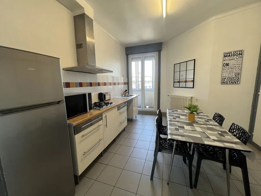 TYPE 5 - ETUDIANT - 4 CHAMBRES - HYPERCENTRE