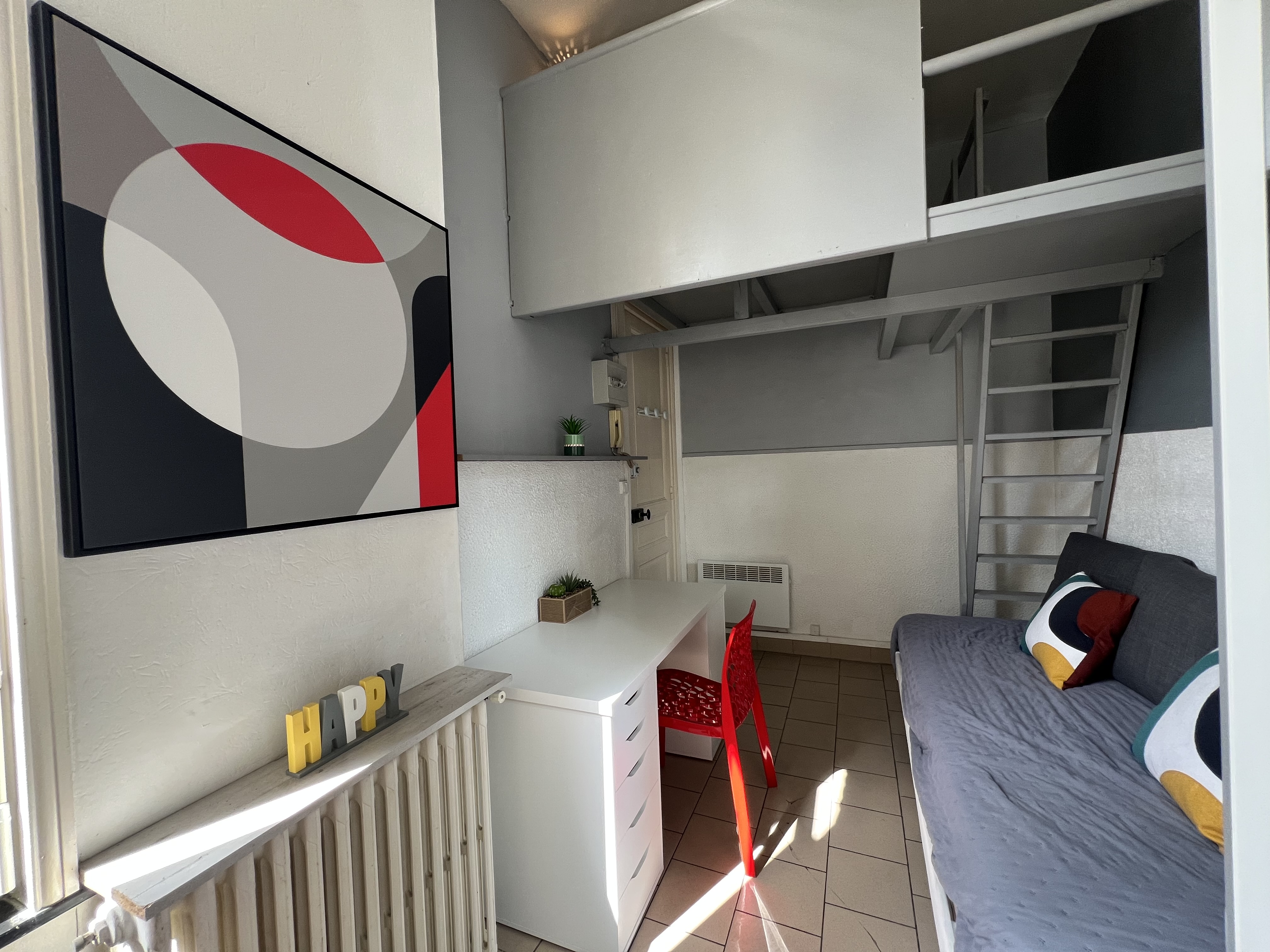 DUPLEX - GARE SNCF - 4 MINUTES DU LYCEE WALLON