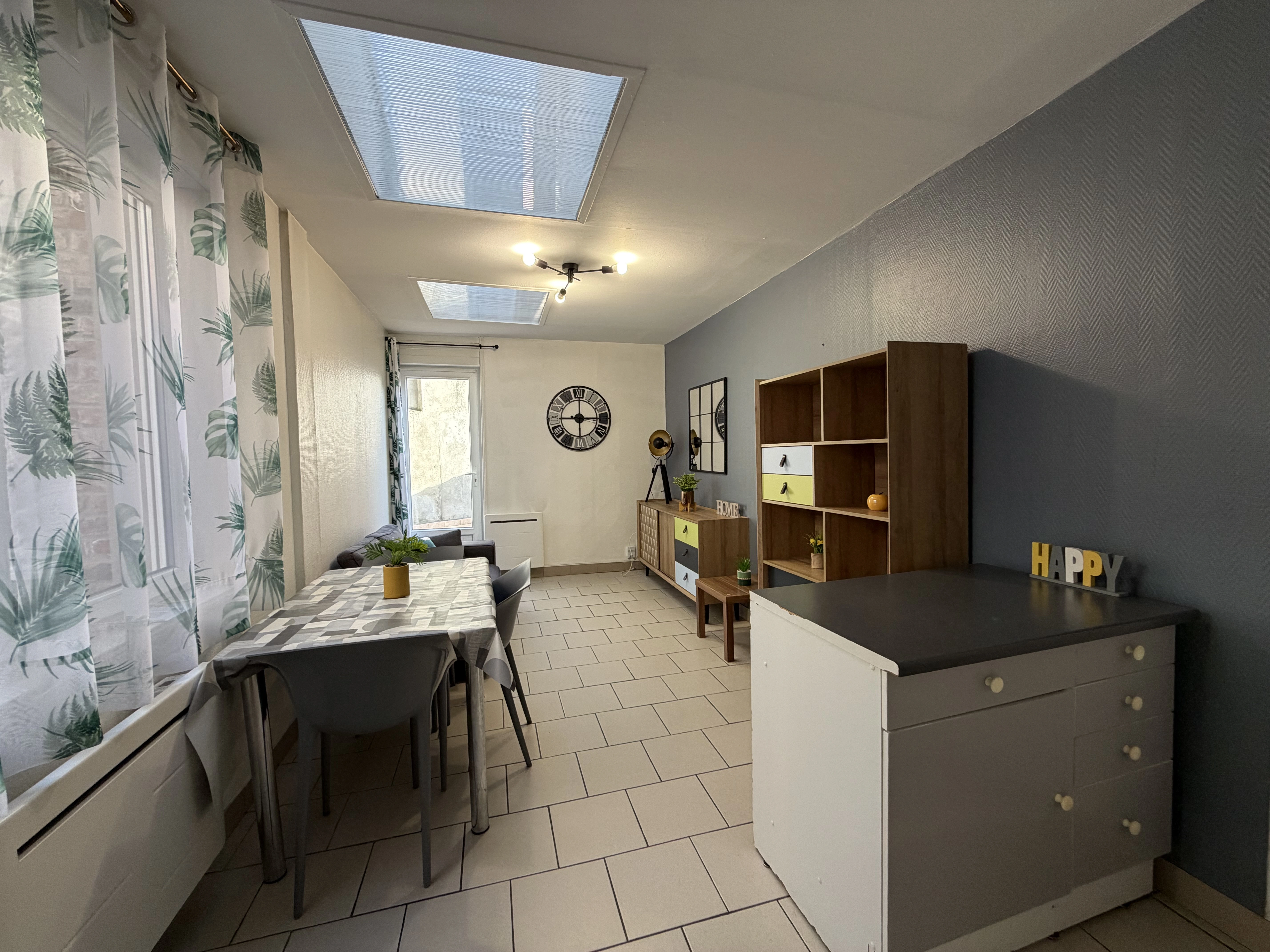 TYPE 2 AVEC TERRASSE PRIVATIVE - CENTRE VILLE - ETUDIANT