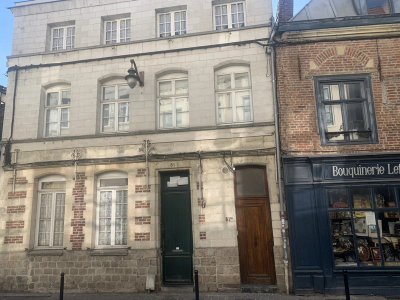 81 rue de Paris, Valenciennes